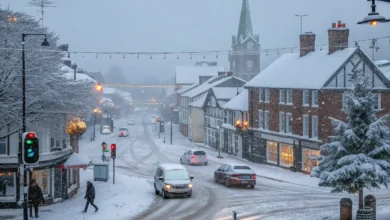 UK Braced for Significant Snowstorm Bringing Potential White Christmas Travel Disruption